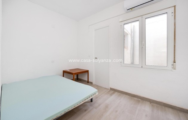 Revente - Appartement - Torrevieja - La Siesta