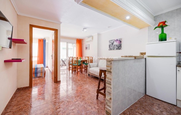 Resale - Apartment / flat - Torrevieja - Center