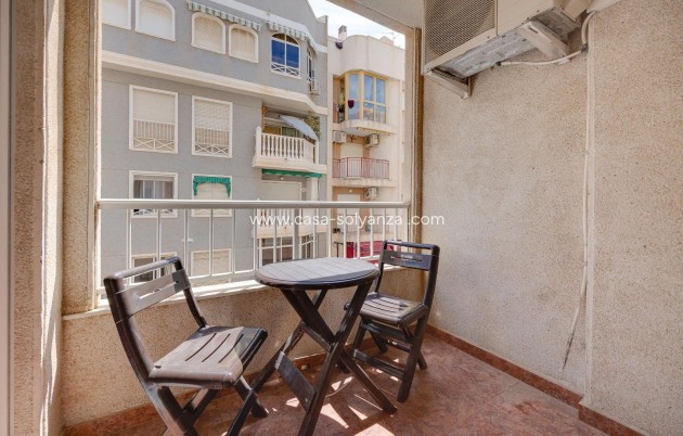 Resale - Apartment / flat - Torrevieja - Center