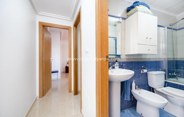 Resale - Apartment / flat - Torrevieja
