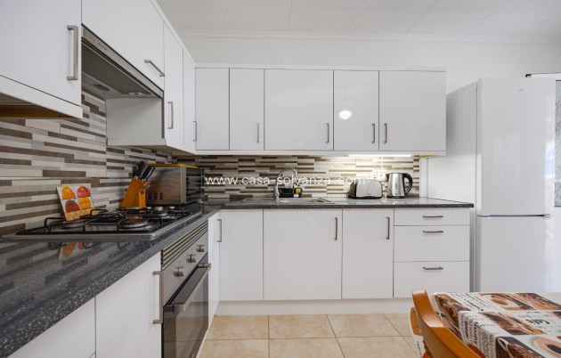 Resale - Townhouse - Torrevieja - La Siesta