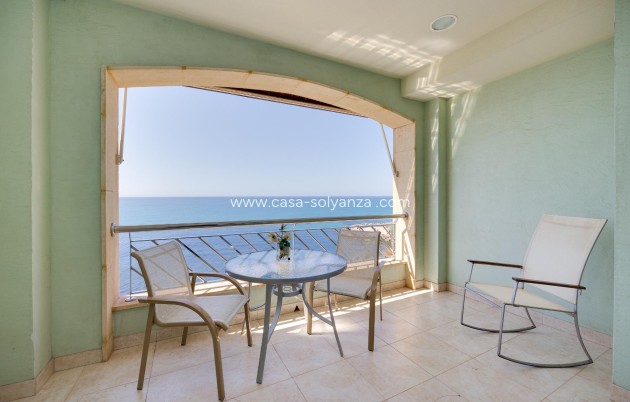 Resale - Apartment / flat - Torrevieja - Paseo Maritimo