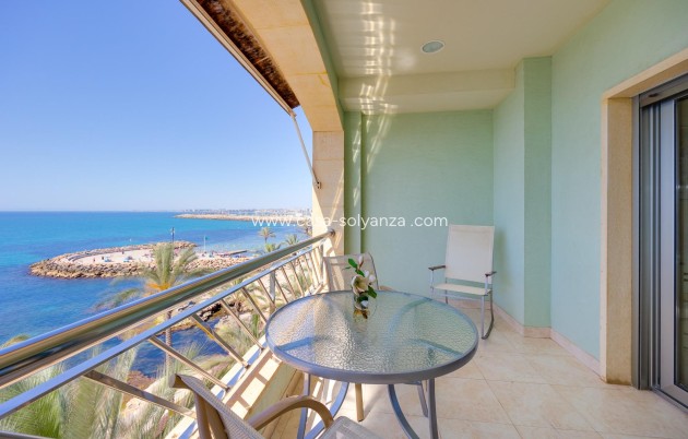 Resale - Apartment / flat - Torrevieja - Paseo Maritimo