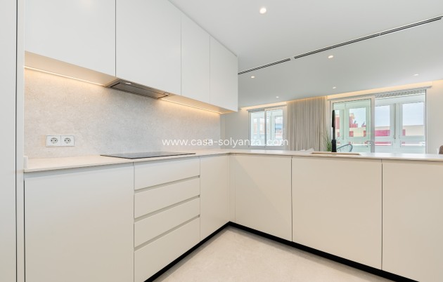 Herverkoop - Apartment - Penthouse - Torrevieja