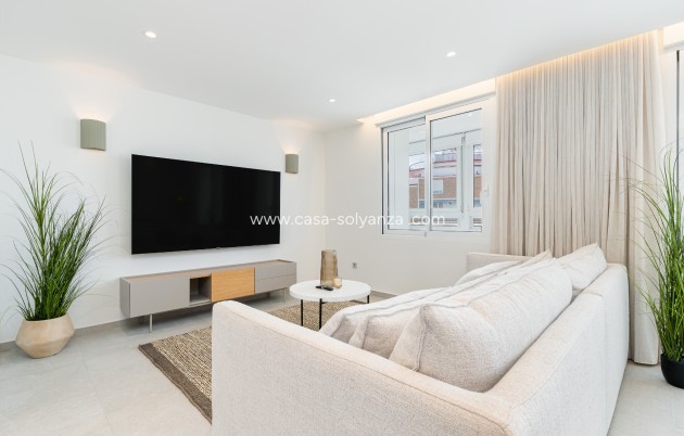 Herverkoop - Apartment - Penthouse - Torrevieja