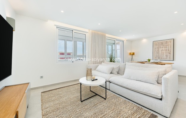 Herverkoop - Apartment - Penthouse - Torrevieja