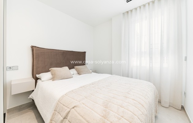 Herverkoop - Apartment - Penthouse - Torrevieja