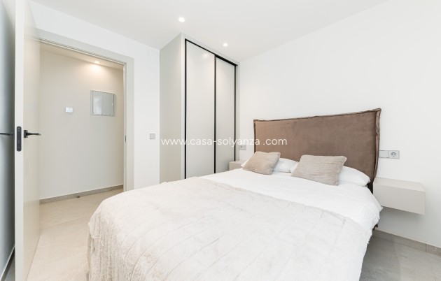 Herverkoop - Apartment - Penthouse - Torrevieja