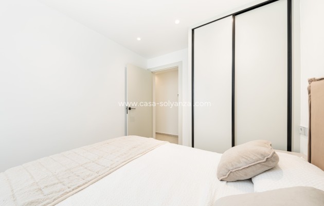 Herverkoop - Apartment - Penthouse - Torrevieja