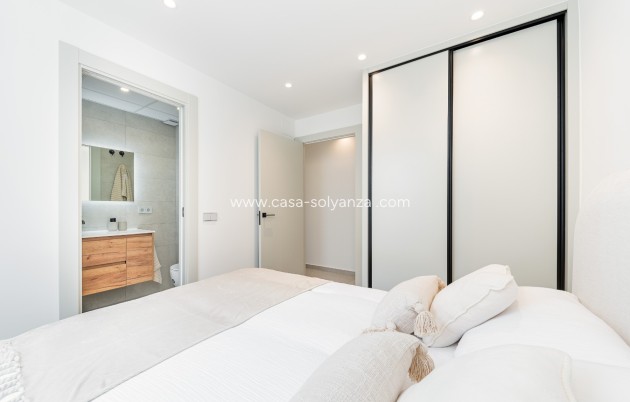 Herverkoop - Apartment - Penthouse - Torrevieja