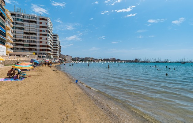 Herverkoop - Apartment - Penthouse - Torrevieja