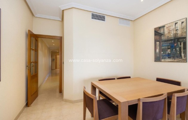 Resale - Apartment / flat - Torrevieja - Costa Blanca