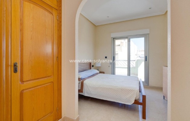 Resale - Apartment / flat - Torrevieja - Costa Blanca