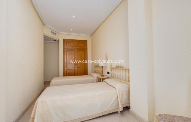 Resale - Apartment / flat - Torrevieja - Costa Blanca