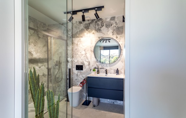 Obra nueva - Apartamento / piso - Finestrat