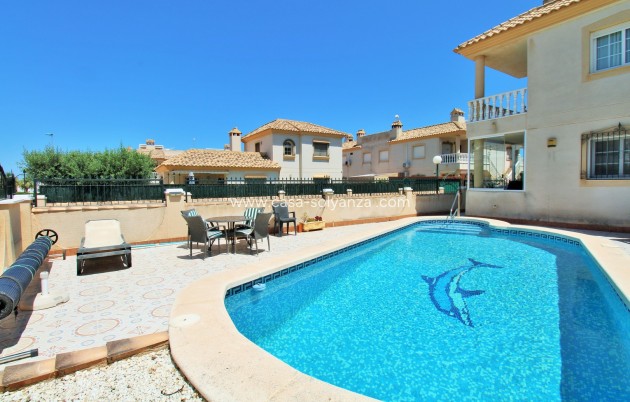 Reventa - Apartamento / piso - Villamartin - PAU 8