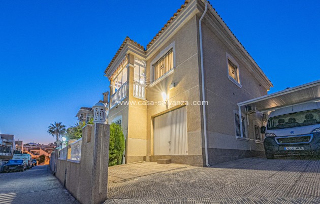 Resale - Villa - Villamartin - Montegolf