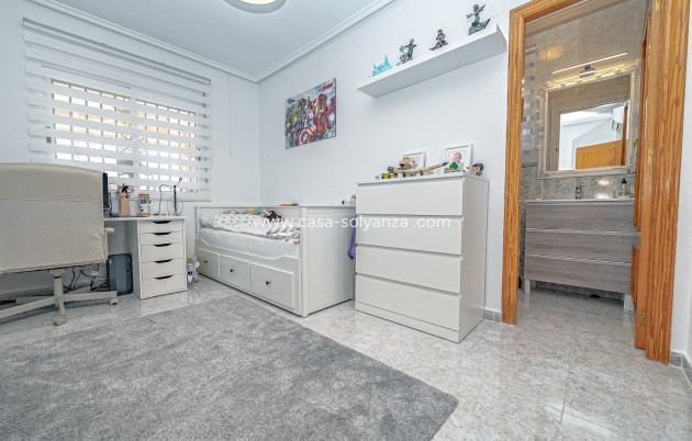 Resale - Villa - Villamartin - Montegolf