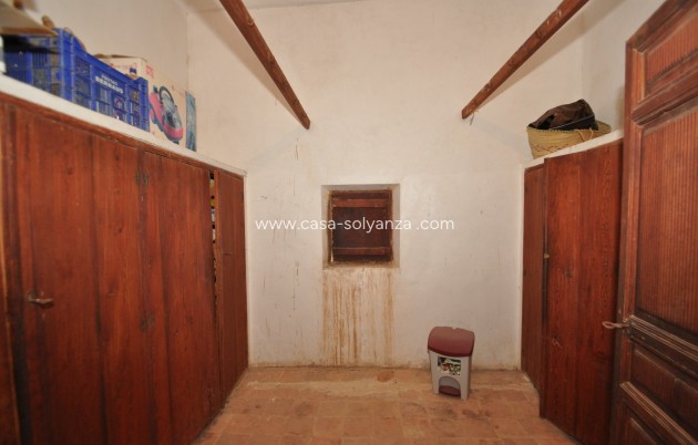 Resale - Country Property/Finca - Pinoso - Inland