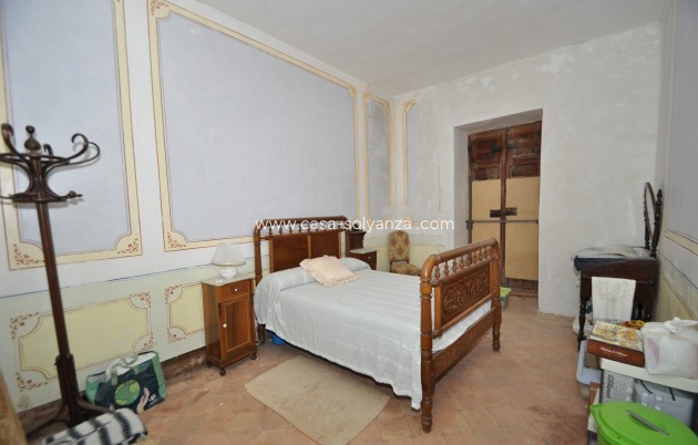 Resale - Country Property/Finca - Pinoso - Inland