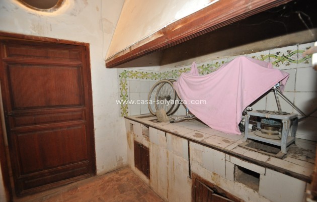 Resale - Country Property/Finca - Pinoso - Inland
