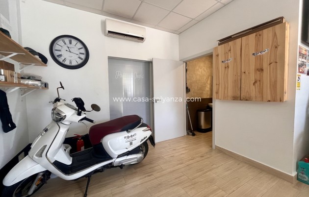 Resale - Commercial - Cabo Roig - Costa Blanca