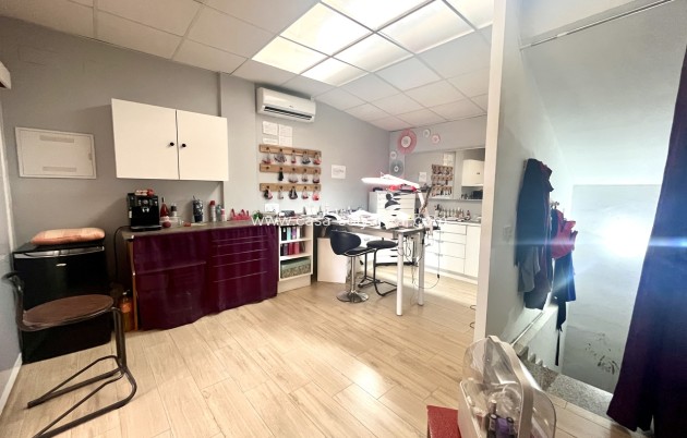 Resale - Commercial - Cabo Roig - Costa Blanca