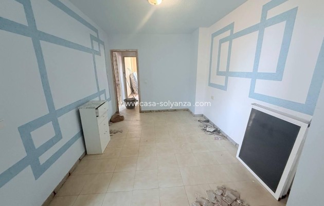 Resale - Apartment / flat - Torrevieja - Acequion