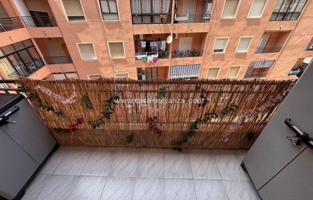 Resale - Apartment / flat - Torrevieja - Playa del Cura