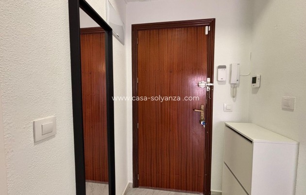 Resale - Apartment / flat - Torrevieja - Playa del Cura