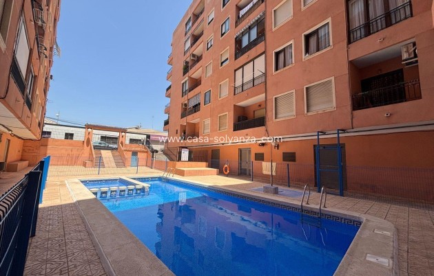 Resale - Apartment / flat - Torrevieja - Playa del Cura