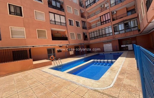 Resale - Apartment / flat - Torrevieja - Playa del Cura
