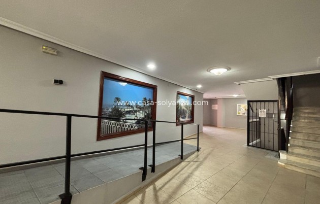 Resale - Apartment / flat - Torrevieja - Playa del Cura