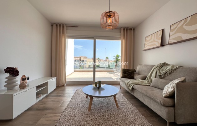 Resale - Apartment / flat - Torrevieja - Los Balcones