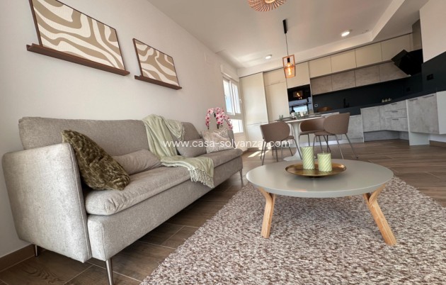 Resale - Apartment / flat - Torrevieja - Los Balcones