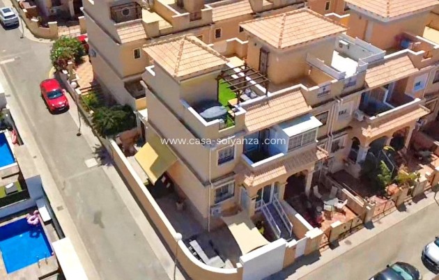 Resale - Townhouse - Orihuela Costa - Villamartín