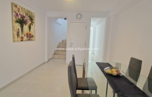 Resale - Apartment / flat - La Nucía - Costa Blanca