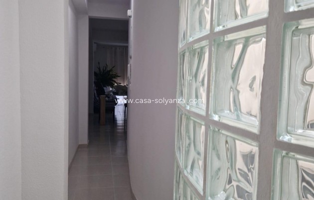 Resale - Apartment / flat - La Nucía - Costa Blanca