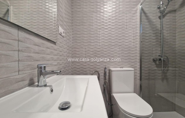 Resale - Apartment / flat - La Nucía - Costa Blanca
