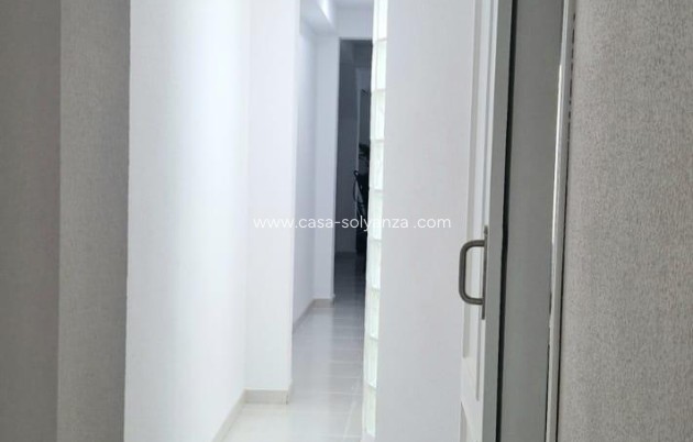 Resale - Apartment / flat - La Nucía - Costa Blanca