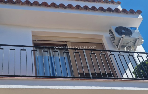 Resale - Apartment / flat - La Nucía - Costa Blanca