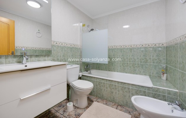 Resale - Apartment / flat - Torrevieja - Costa Blanca