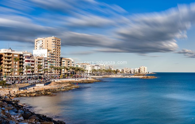 Resale - Apartment / flat - Torrevieja - Costa Blanca