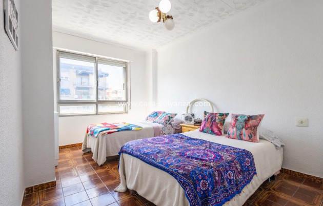 Resale - Apartment / flat - Torrevieja - Costa Blanca