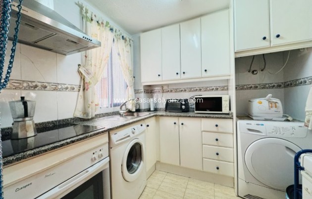 Resale - Apartment / flat - La Mata - Costa Blanca