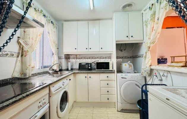 Resale - Apartment / flat - La Mata - Costa Blanca