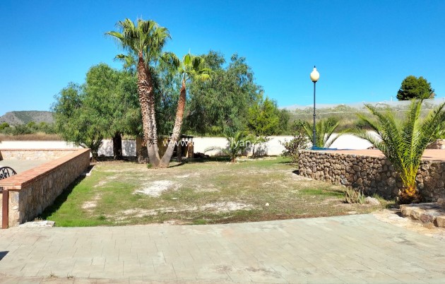 Resale - Villa - Aspe - Inland