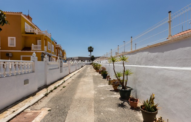 Wiederverkauf - Stadthaus - La Zenia