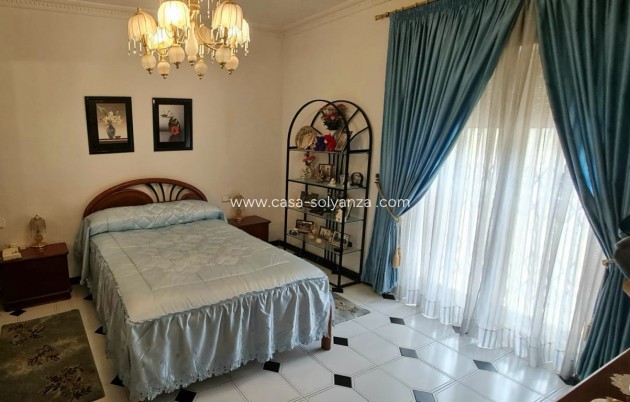 Resale - Villa - Benidorm - Costa Blanca
