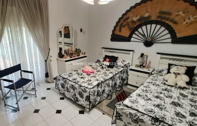 Resale - Villa - Benidorm - Costa Blanca